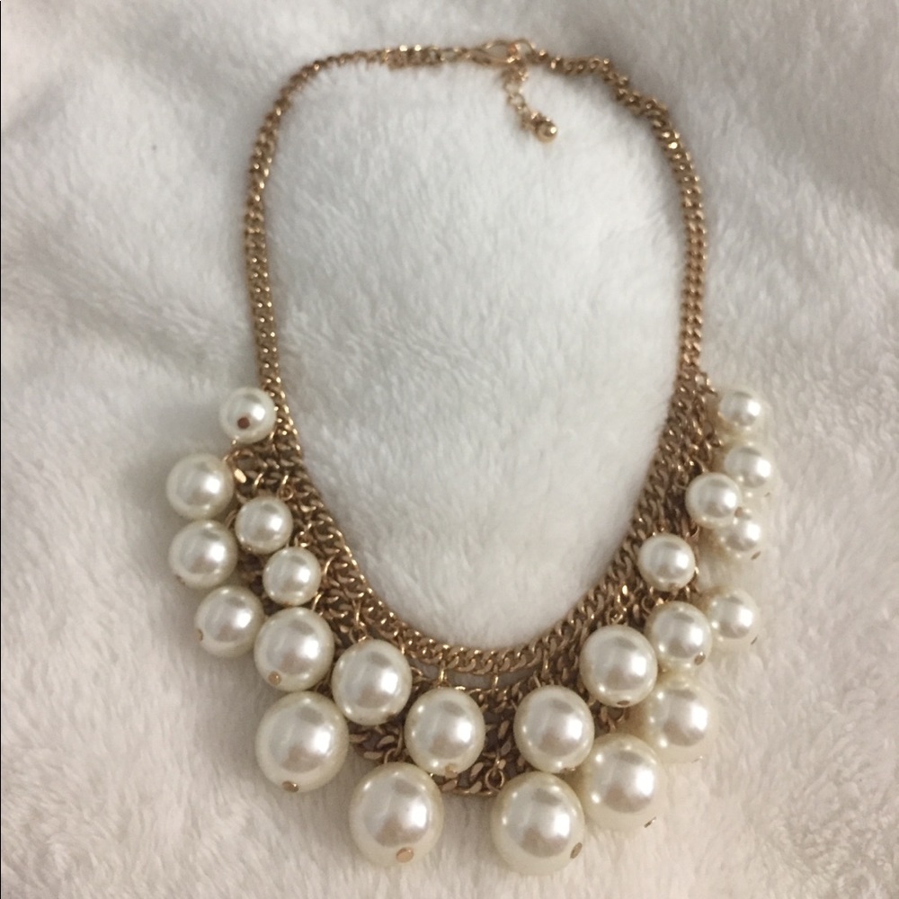 Forever 21 gold chain pearl necklace