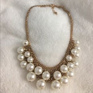 Forever 21 gold chain pearl necklace