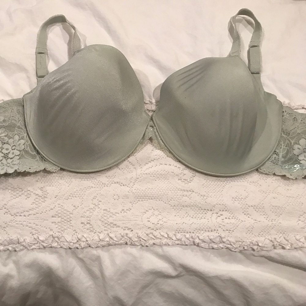 Victoria's Secret ipex bra light blue
