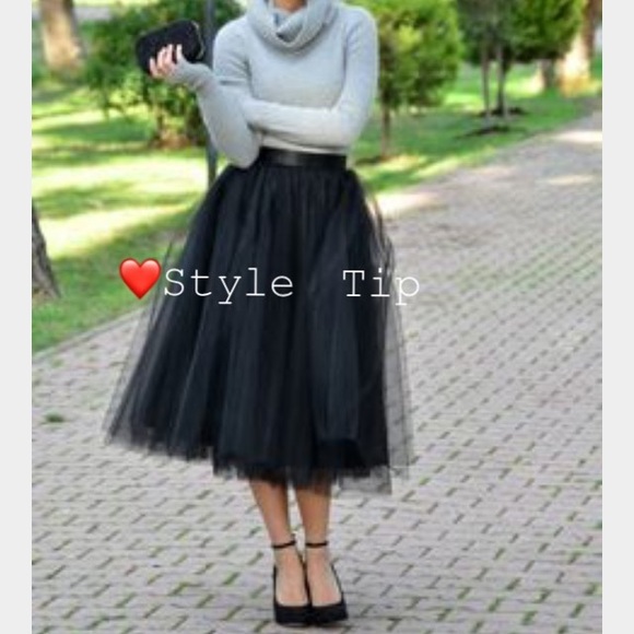 🌼NWT Beautiful Tulle Skirt, Stretch Waistband - Picture 6 of 7