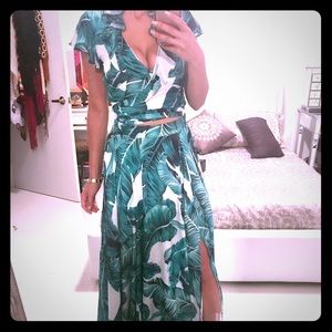 2 piece banana leaf print dress size small