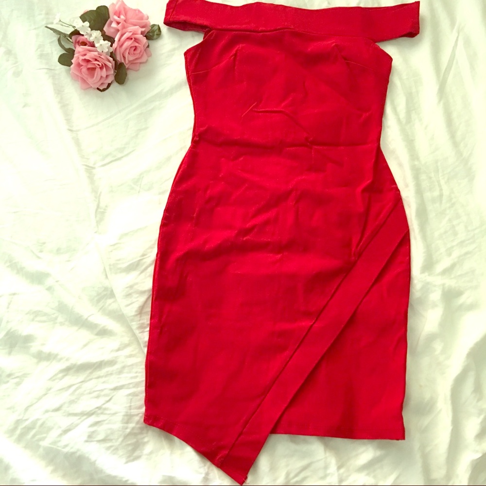 A'gaci Red Dress