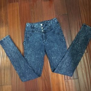 High Waist Jeans