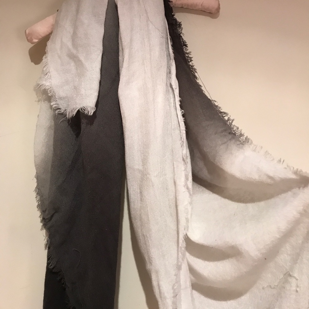 Ombré scarf