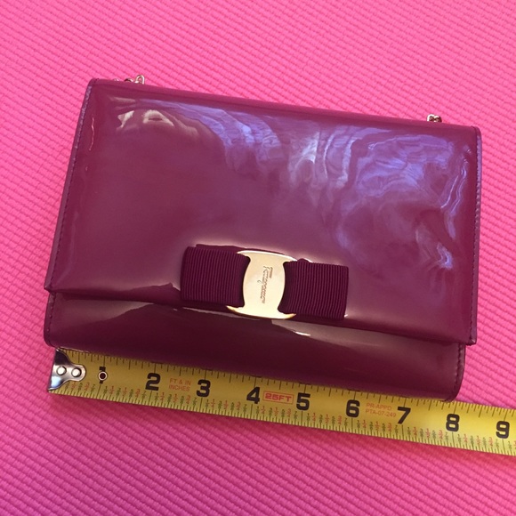 Salvatore Ferragamo Miss Vara Patient Leather - Picture 3 of 8