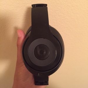 Wireless Studio Beats