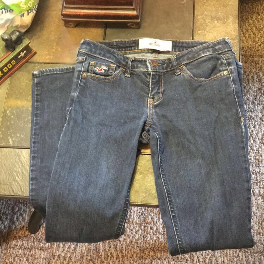 Hollister Jeans!!