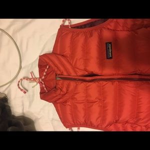 woman's small Patagonia puffer vest