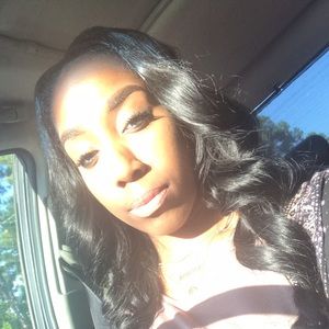 Meet your Posher, Shanetra