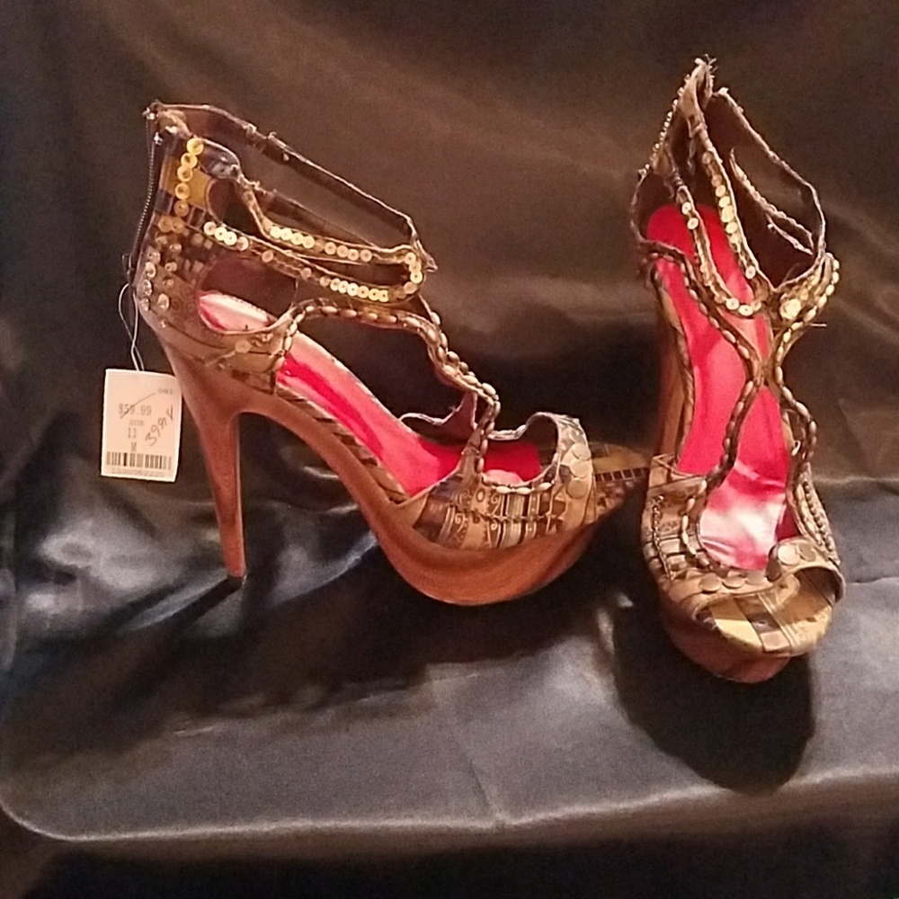 Sz 11 MINX 6in platform sandal