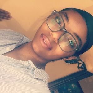 Meet your Posher, Hadiya