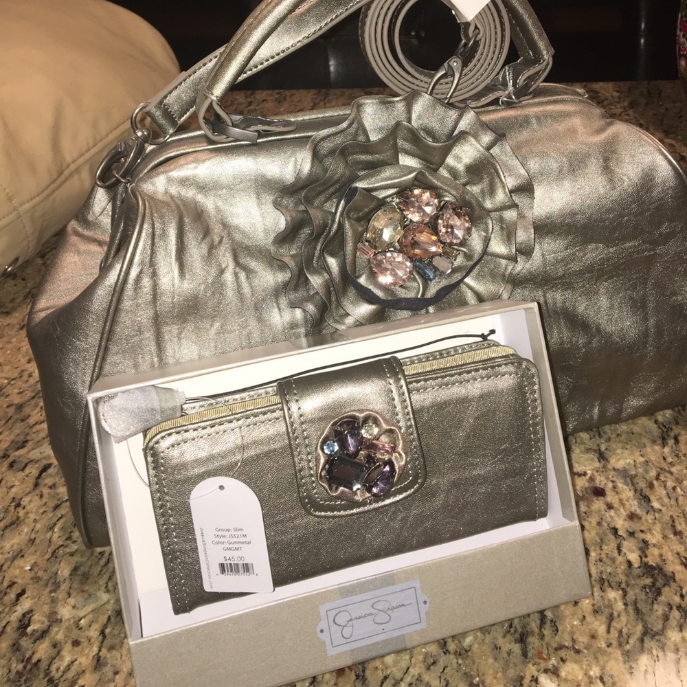 Brand New Jessica Simpson Bag & matching wallet!