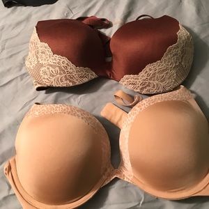 Victoria's Secret 36D bras