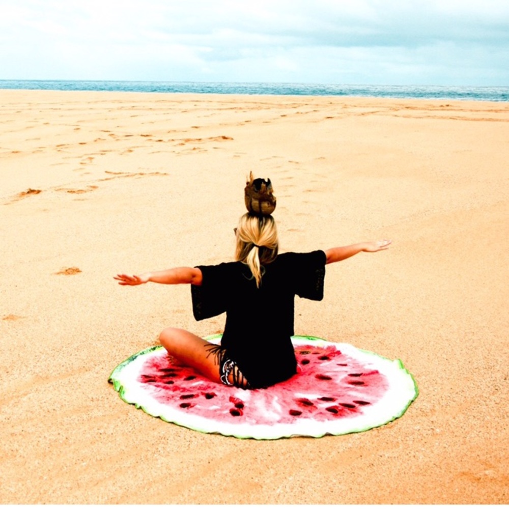 NWT The Round Towel Co Round-O-Melon