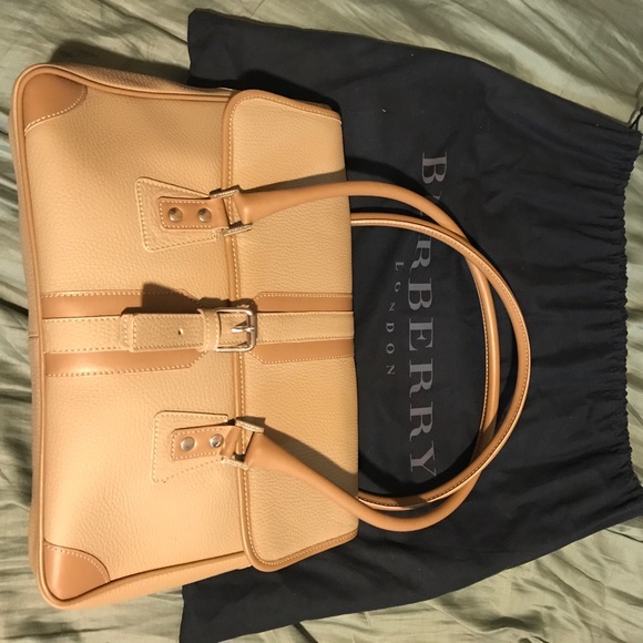 Authentic NEW Burberry tan bag