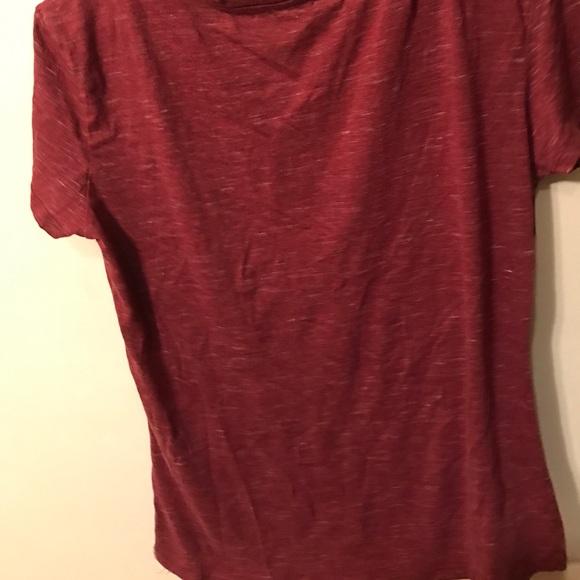 Never worn "HAKUNA MATATA" t-shirt - Picture 3 of 4