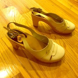 Swedish hasbeens cream mule clog ON HOLD for monic