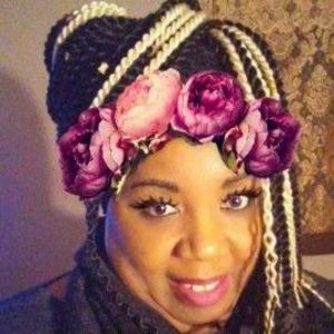 Meet your Posher, Lea