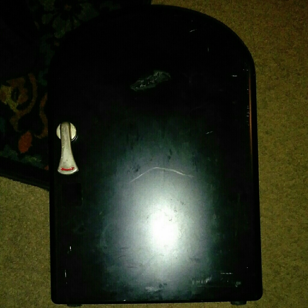 Travel fridge/ 12v/ Restoring Now price will go up