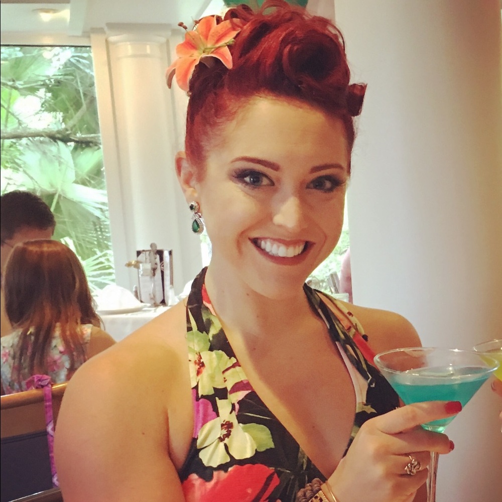 Meet your posher Gelsey