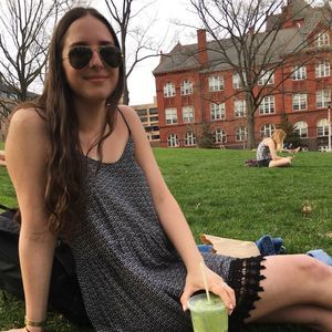 Meet your Posher, Danielle