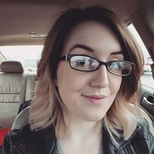 Meet your Posher, Becky