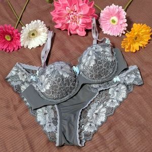 NWOT Adore Me Panty & Bra set
