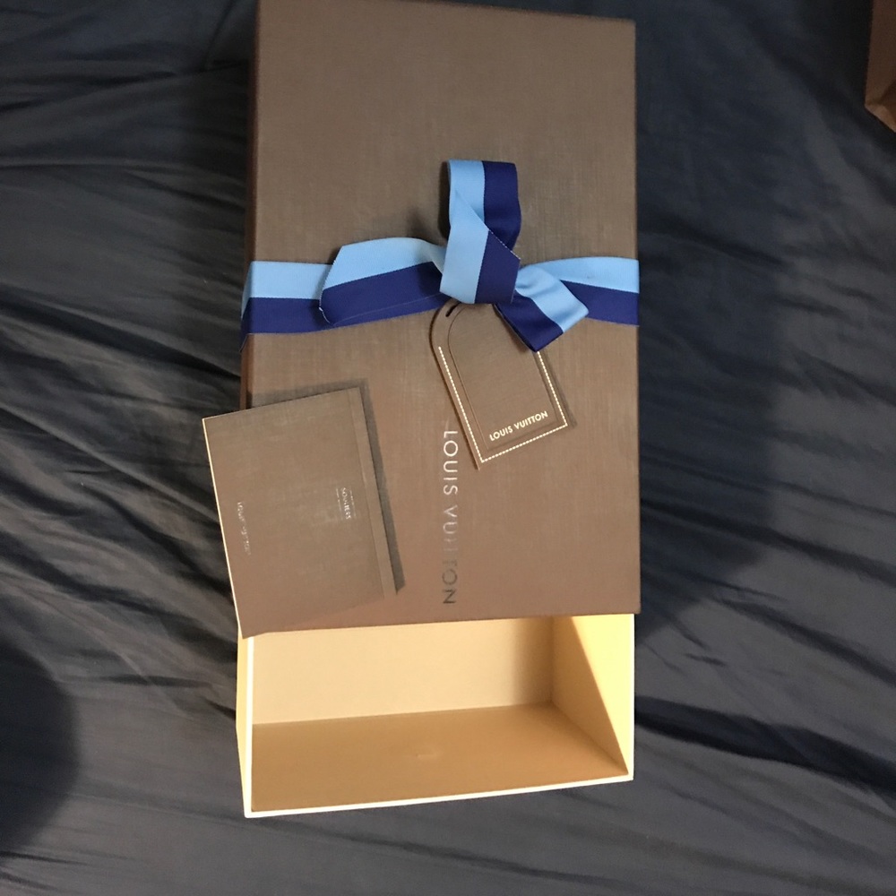 Authentic Louis Vuitton Gift Shoe Box W/Pamphlet
