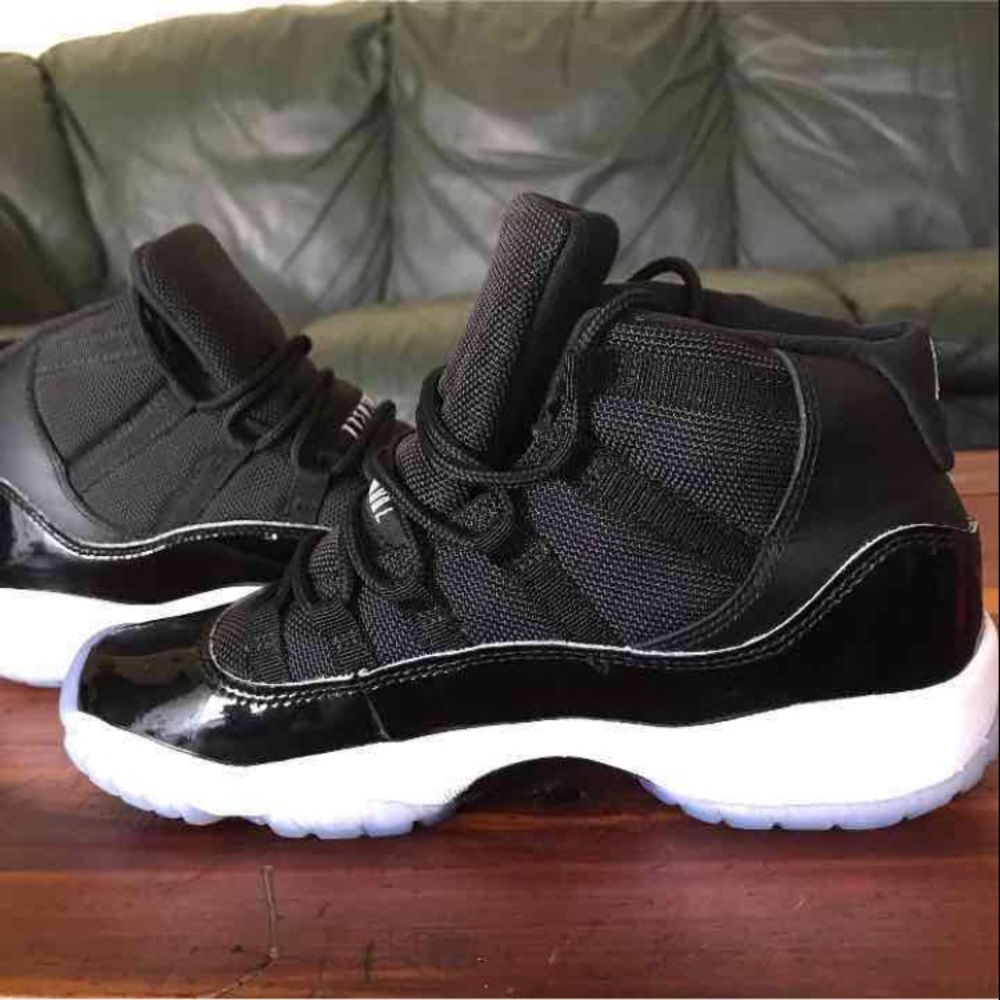 Air Jordan space jams 😈