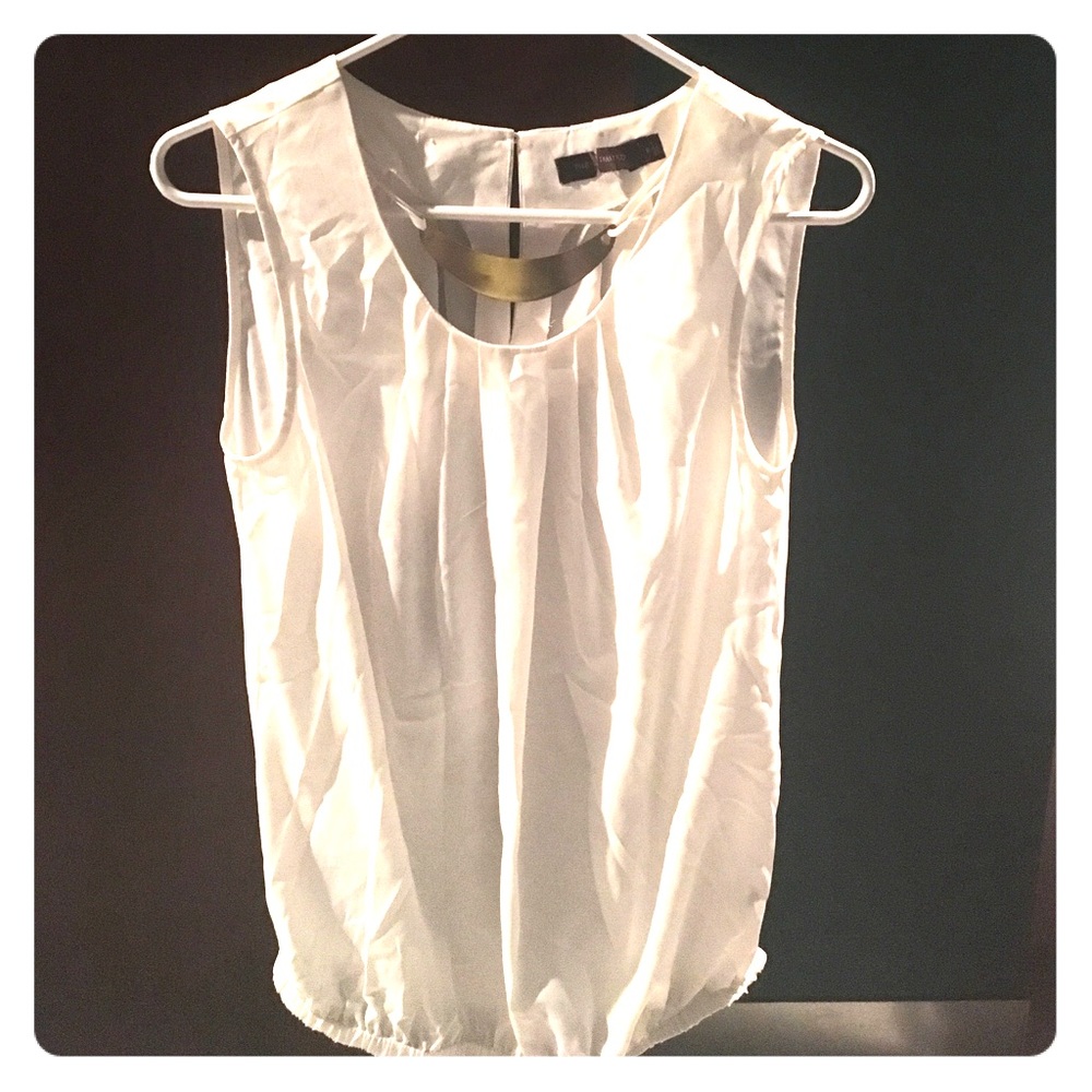 Women's sleeveless top