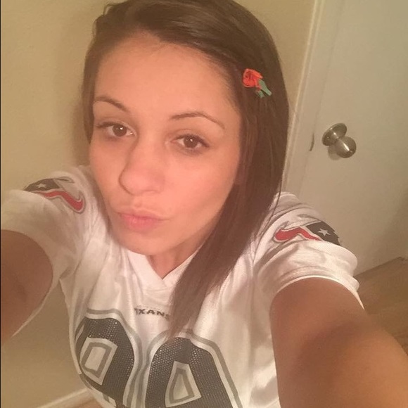 Meet your Posher, Jacquelyn - Picture 1 of 1