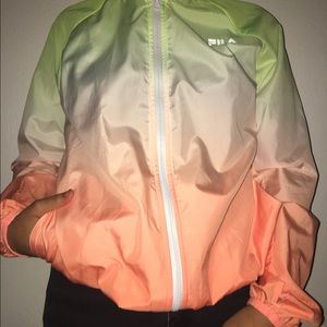 Sheer fila windbreaker