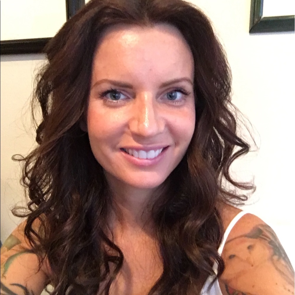 Meet your Posher, Darcy