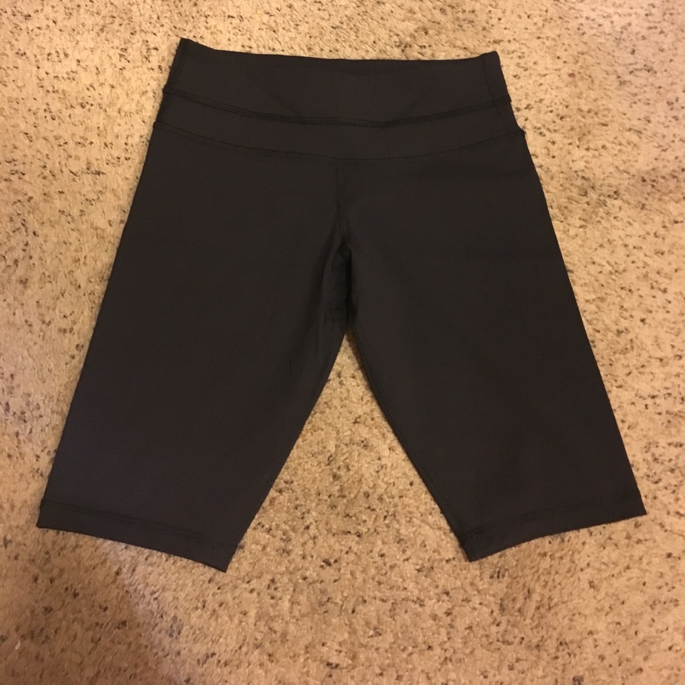 Lululemon Groove Shorts