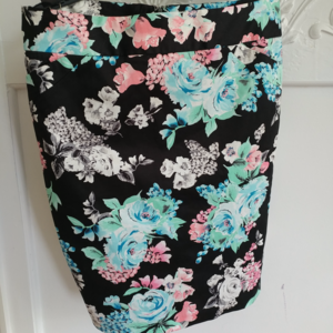 NWOT Floral Print Pencil Skirt