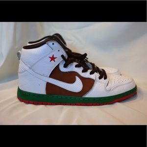Men's Nike “California” Dunk High
Size: 11.5