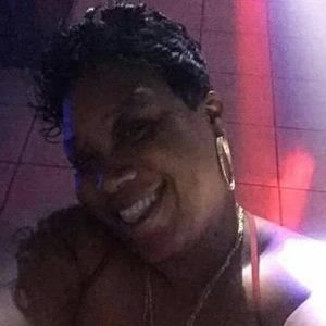 Meet your Posher, Toni