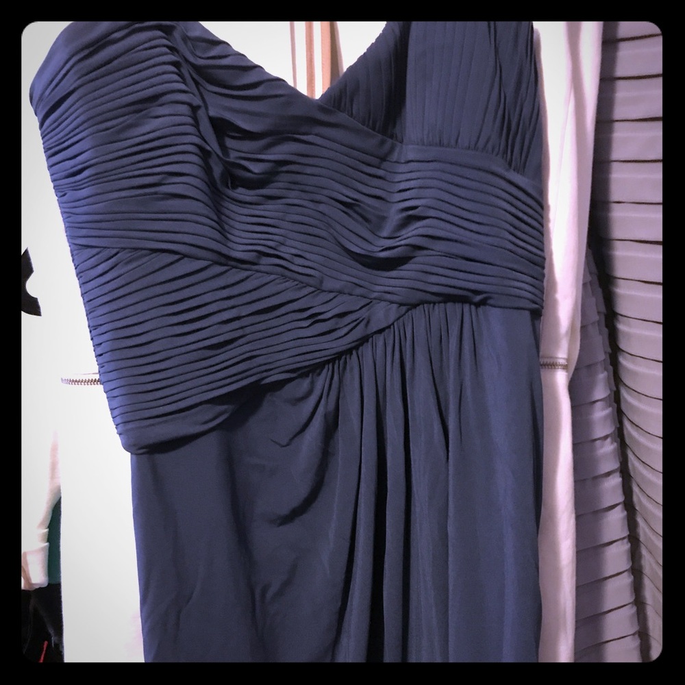 Adorable navy blue bcbg dress