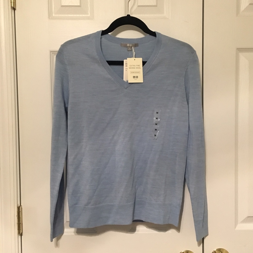 Uniqlo Brand-new sweater