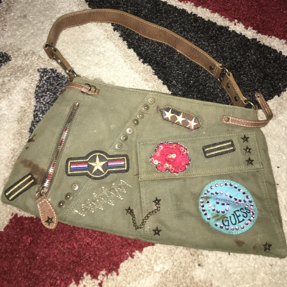 Pre loved guess shoulder bag