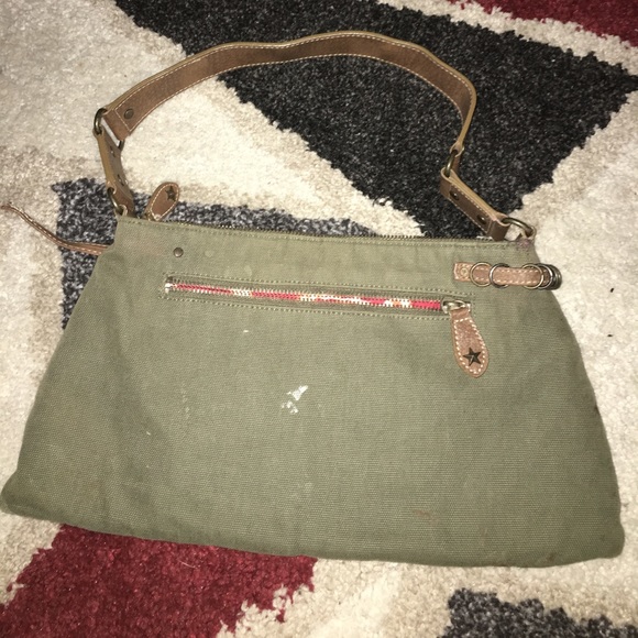 Pre loved guess shoulder bag - Picture 3 of 4