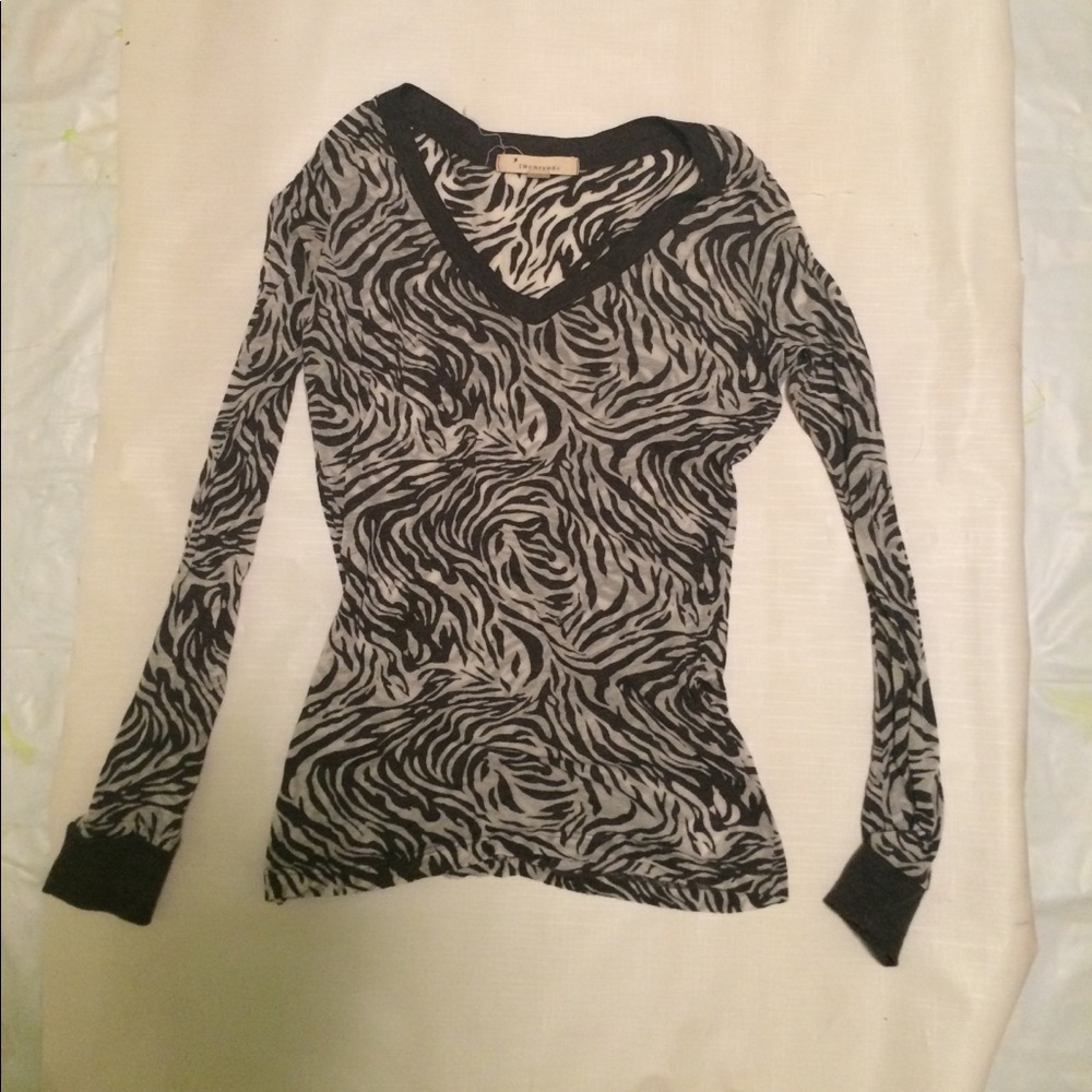 Zebra Print V-Neck Top