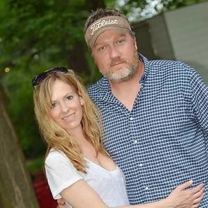 Meet your Posher, Eric-carrie