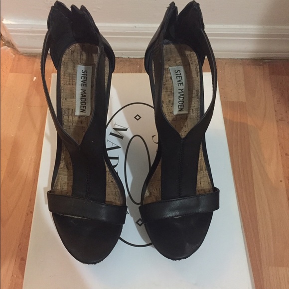 Steve Madden Illiad Black Wedges 8.0 - Picture 4 of 4