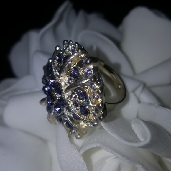 New - Picture 2 of 2