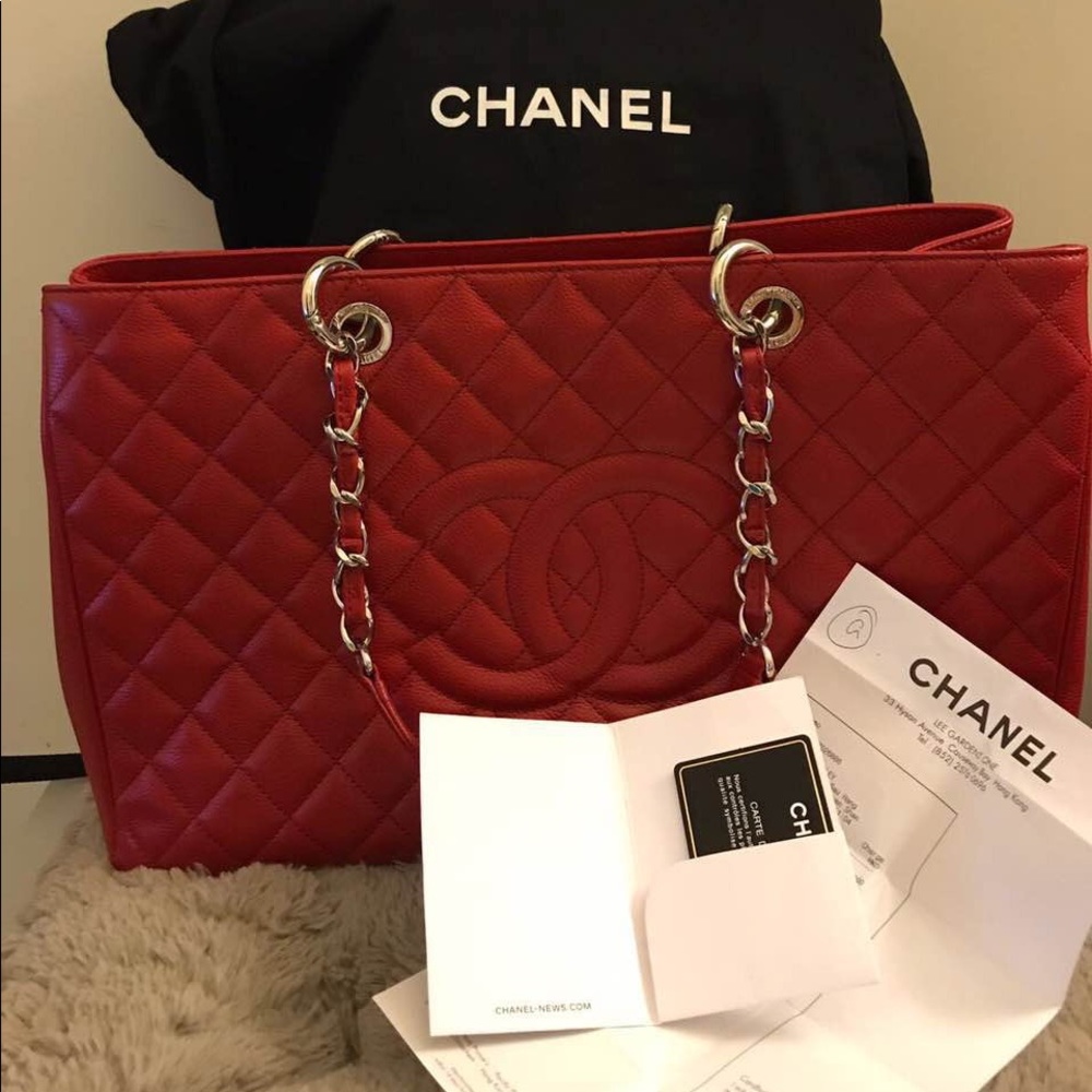 🎊Sold!❗️Chanel GST quilted caviar