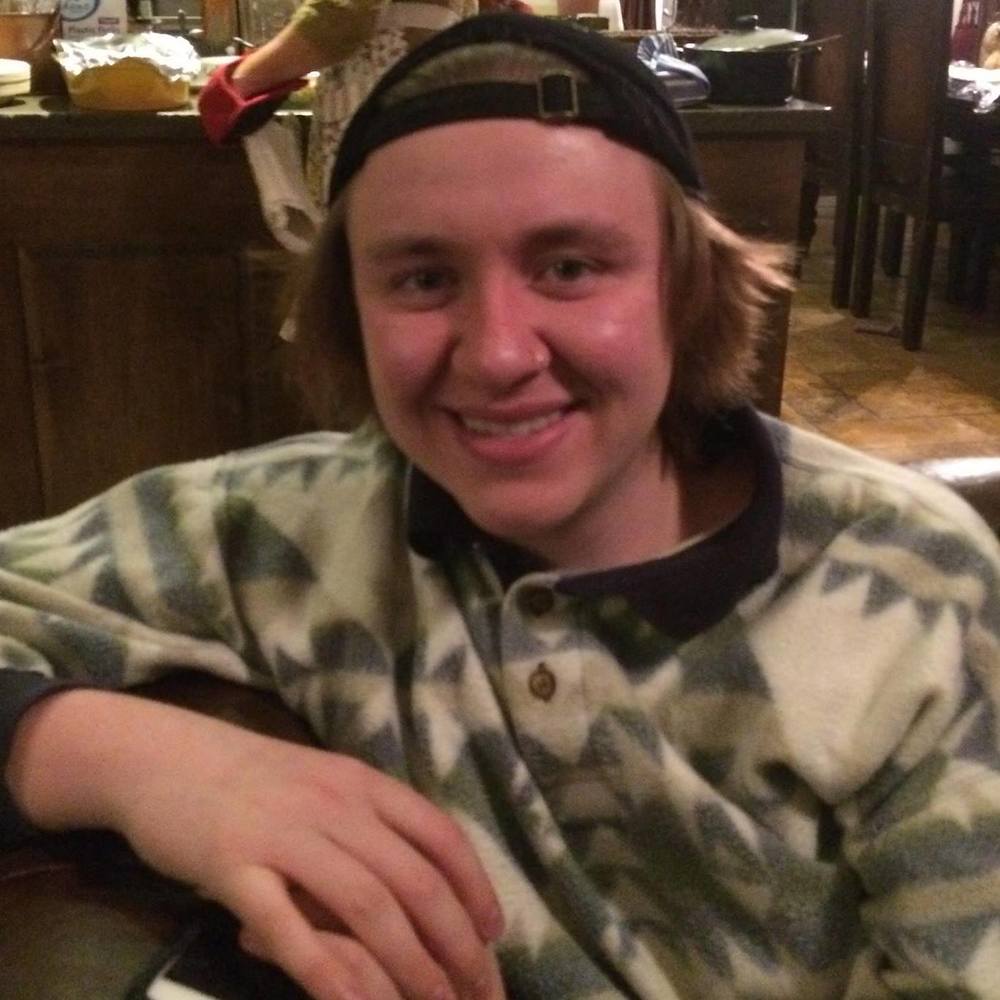 Meet your Posher, Dakota