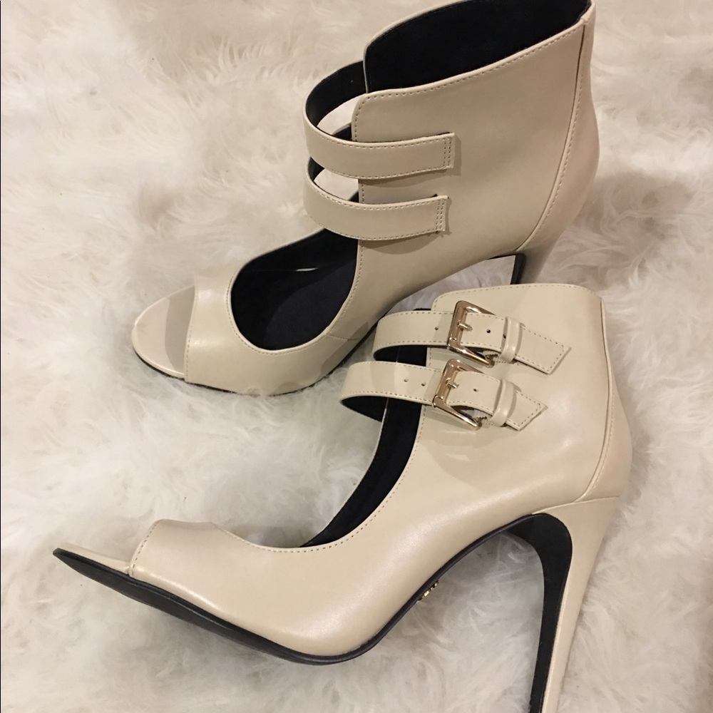 Rock & Republic ankle Peep Toe Sandals/ Booties