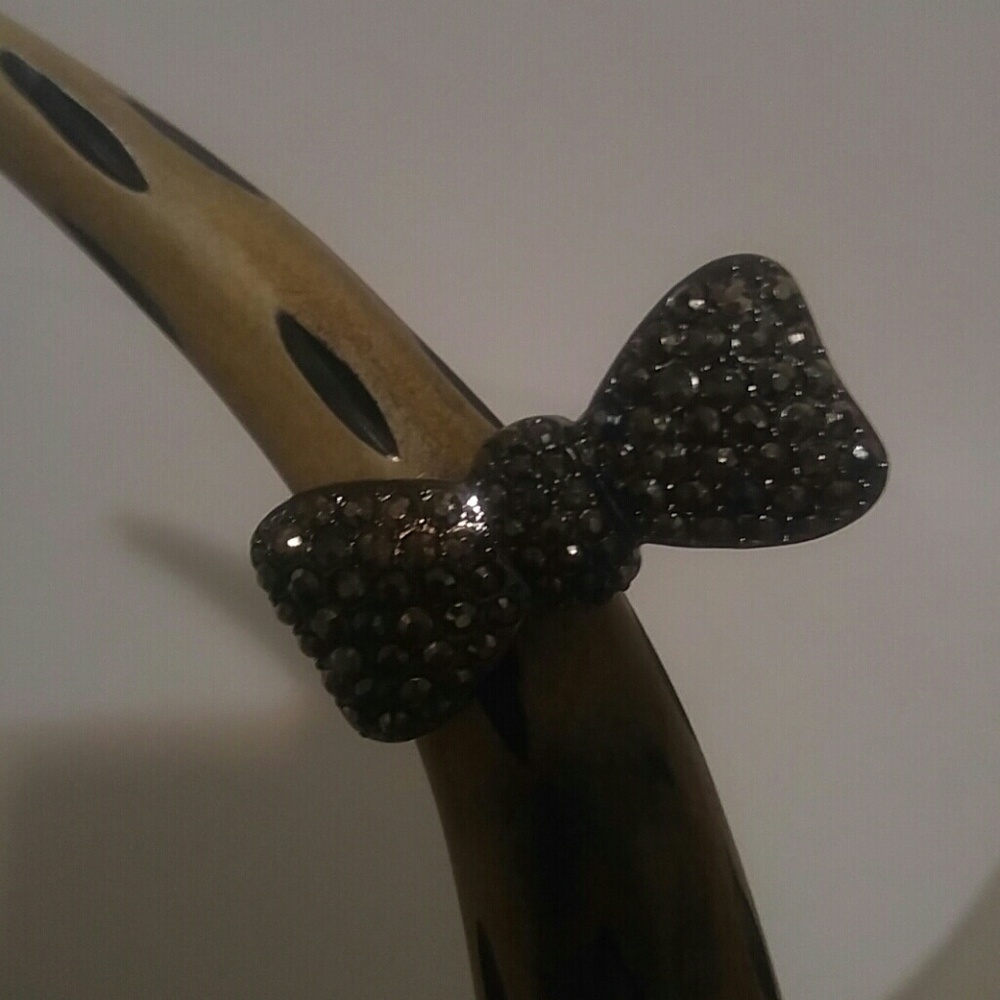 Rhinestone Double Finger Bow Ring