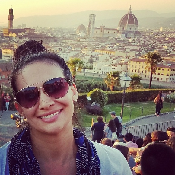 Meet your Posher, Alaina - Picture 4 of 4